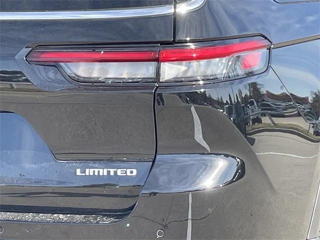 used 2025 Jeep Grand Cherokee L car, priced at $37,995