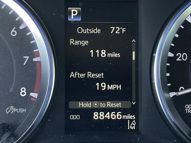 used 2017 Toyota Highlander car, priced at $21,629