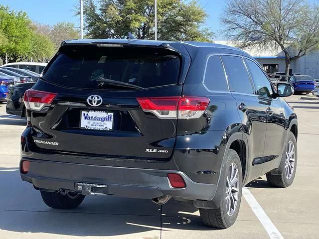 used 2017 Toyota Highlander car, priced at $21,629