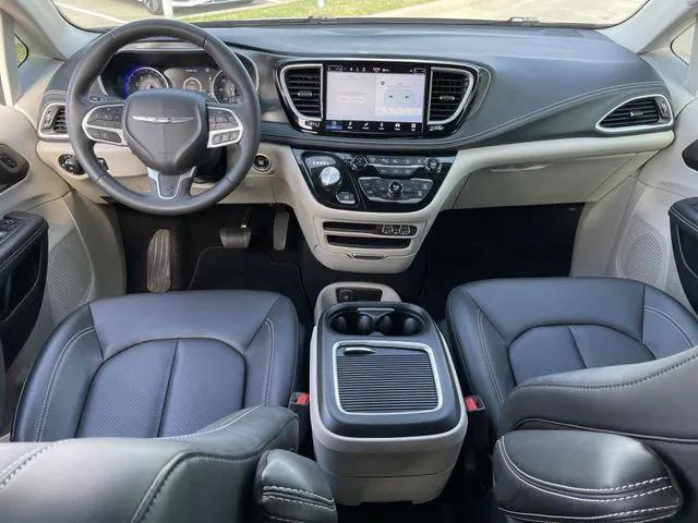 used 2024 Chrysler Pacifica car, priced at $22,935