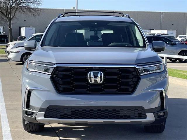used 2023 Honda Pilot car, priced at $40,699