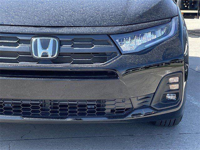 new 2026 Honda Odyssey car, priced at $43,422