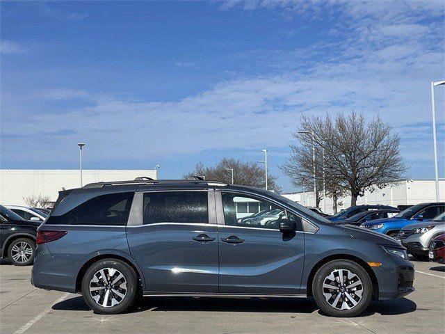 new 2026 Honda Odyssey car, priced at $44,817