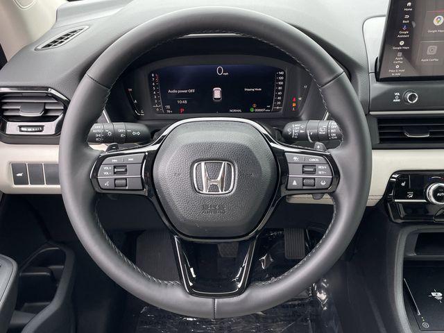 new 2026 Honda Pilot car, priced at $46,307