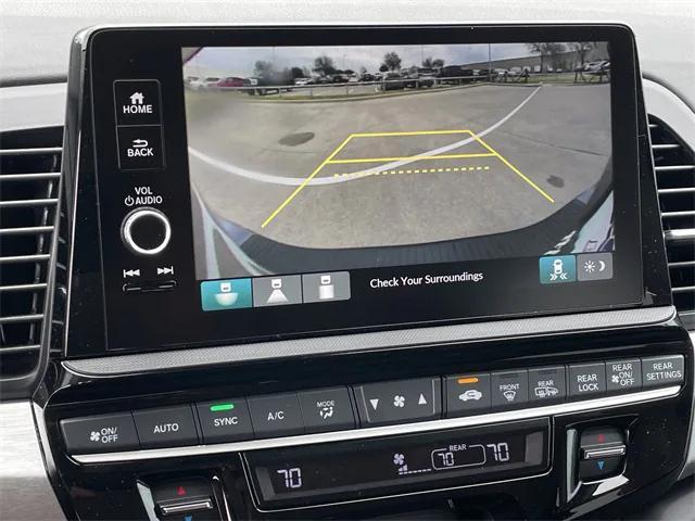 new 2026 Honda Odyssey car, priced at $44,452