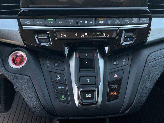 new 2026 Honda Odyssey car, priced at $43,422