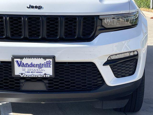 used 2024 Jeep Grand Cherokee car, priced at $29,684