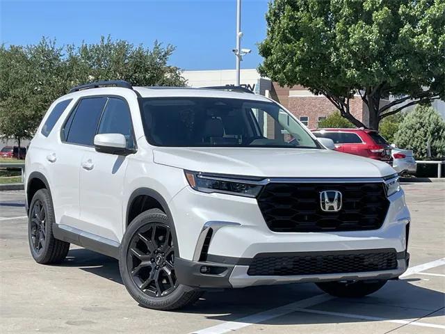 new 2025 Honda Pilot car, priced at $51,109