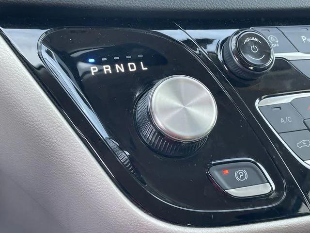 used 2023 Chrysler Pacifica car, priced at $22,819