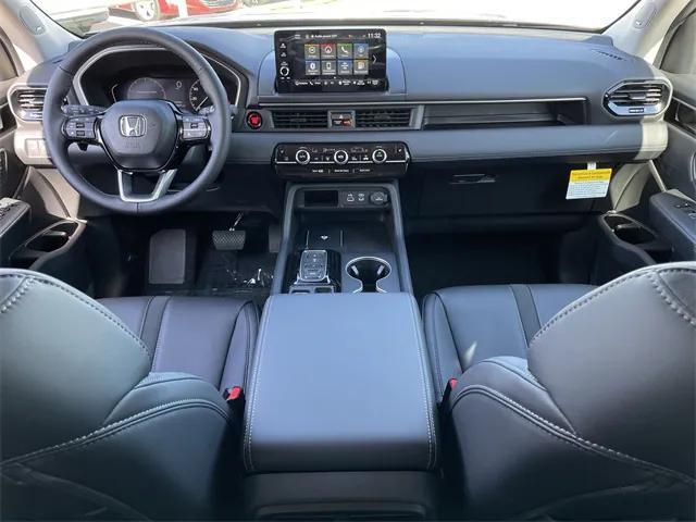 new 2025 Honda Pilot car, priced at $49,457