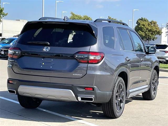 new 2025 Honda Pilot car, priced at $49,457