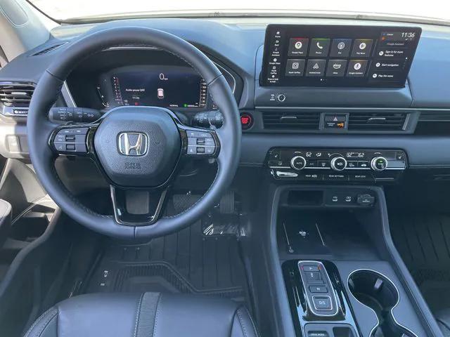 new 2026 Honda Pilot car, priced at $45,787