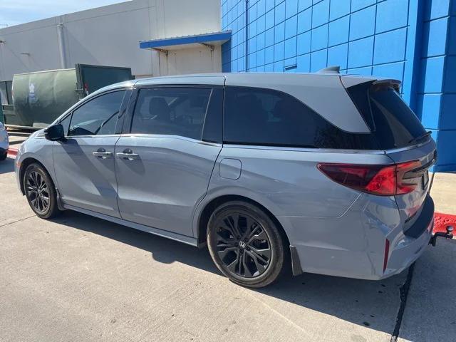 used 2025 Honda Odyssey car, priced at $38,489