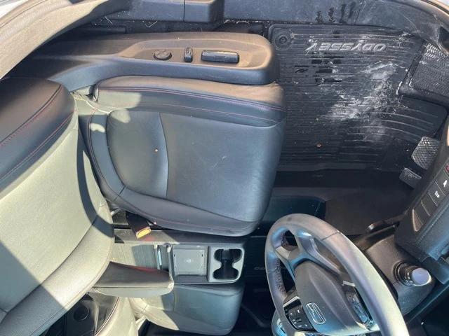 used 2025 Honda Odyssey car, priced at $38,489