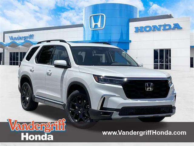 new 2025 Honda Pilot car, priced at $51,364