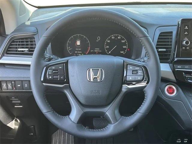 new 2026 Honda Odyssey car, priced at $43,877
