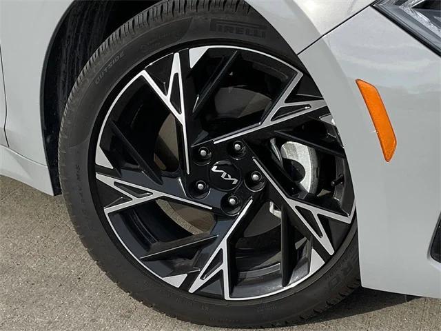 used 2025 Kia K5 car, priced at $27,827