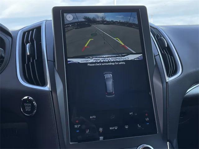 used 2024 Ford Edge car, priced at $25,494