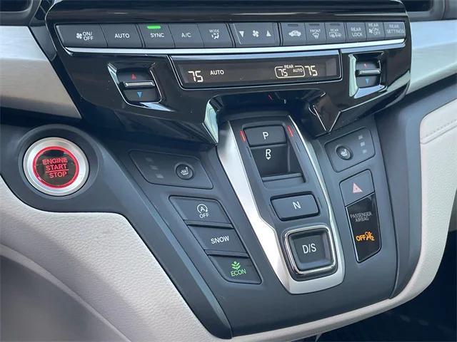 new 2026 Honda Odyssey car, priced at $43,877
