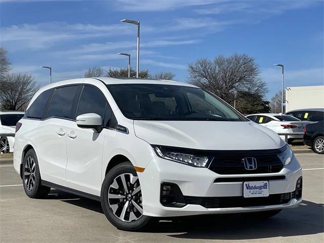 new 2026 Honda Odyssey car, priced at $43,877