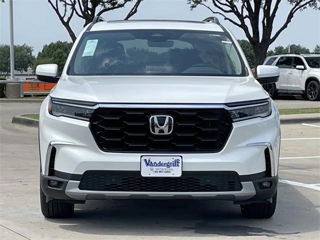 new 2025 Honda Pilot car, priced at $51,486