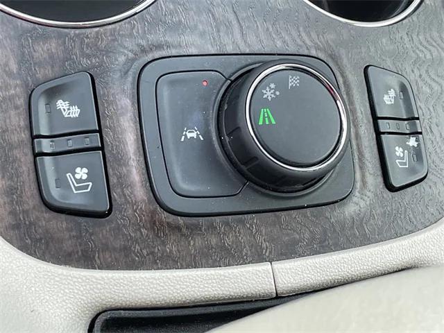 used 2023 GMC Acadia car, priced at $30,849