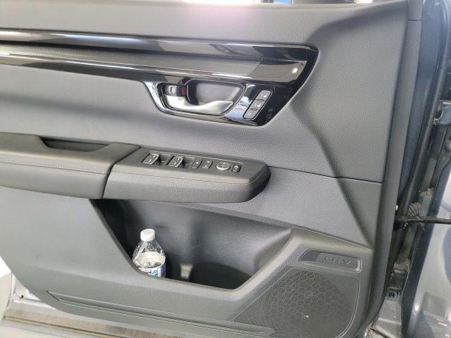 used 2025 Honda CR-V car, priced at $32,978