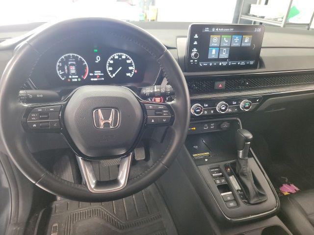 used 2025 Honda CR-V car, priced at $32,978