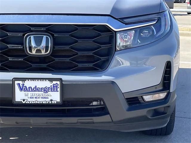 used 2025 Honda Passport car, priced at $34,672