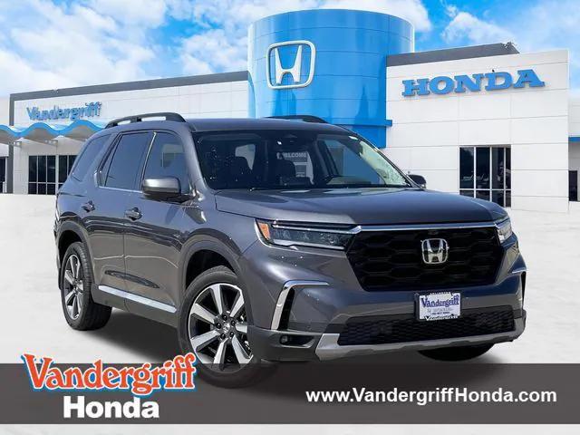 used 2025 Honda Pilot car, priced at $47,969