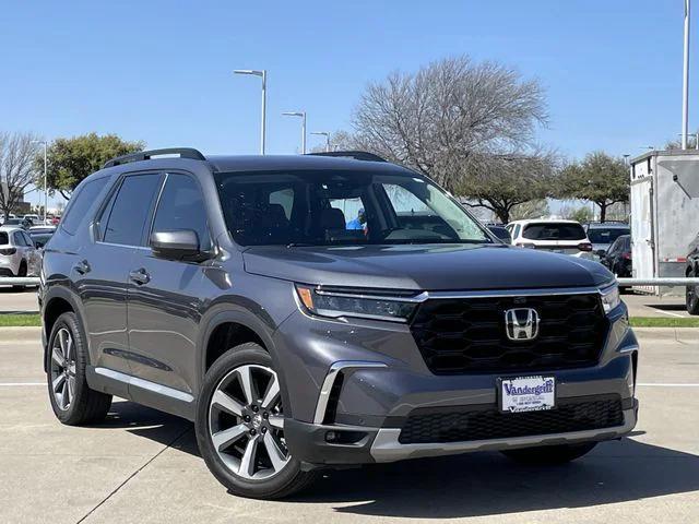 used 2025 Honda Pilot car, priced at $47,969