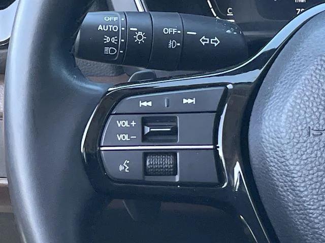 used 2025 Honda Pilot car, priced at $47,969