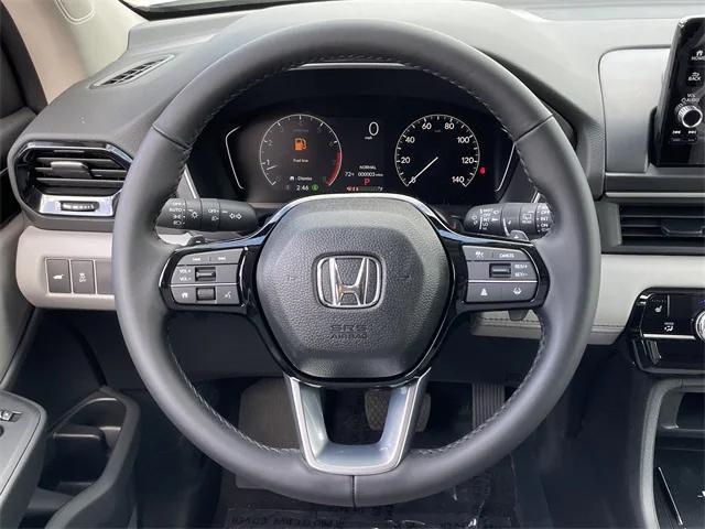new 2025 Honda Pilot car, priced at $43,712