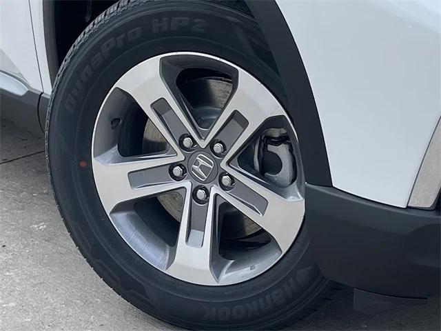 new 2025 Honda Pilot car, priced at $43,712