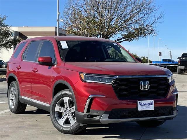 new 2025 Honda Pilot car, priced at $44,204