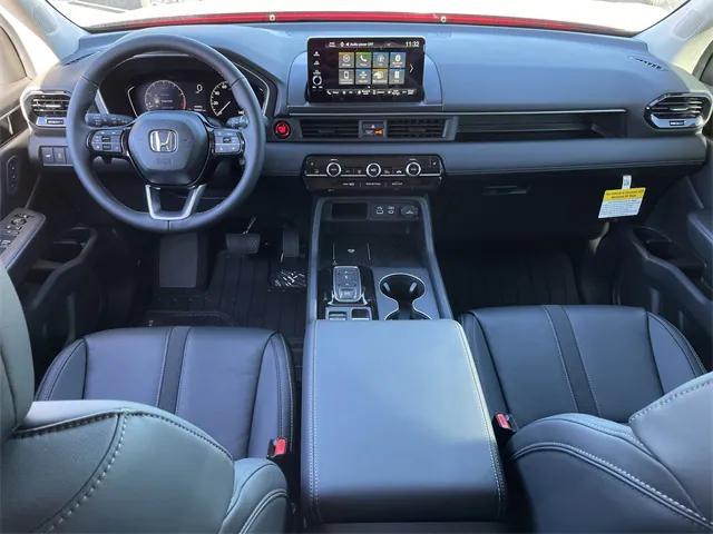 new 2025 Honda Pilot car, priced at $44,204