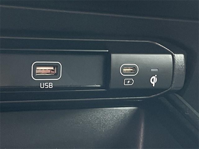 used 2024 Kia Niro car, priced at $21,989