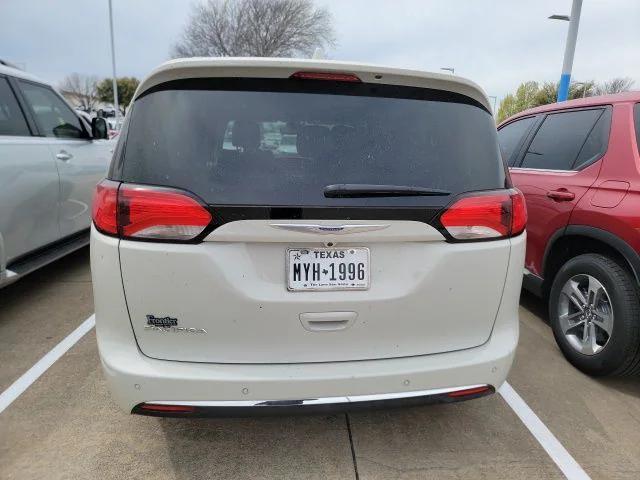 used 2020 Chrysler Pacifica car, priced at $23,385
