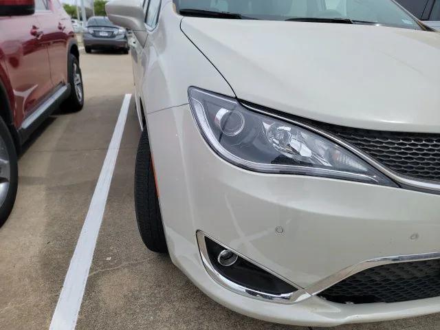 used 2020 Chrysler Pacifica car, priced at $23,385