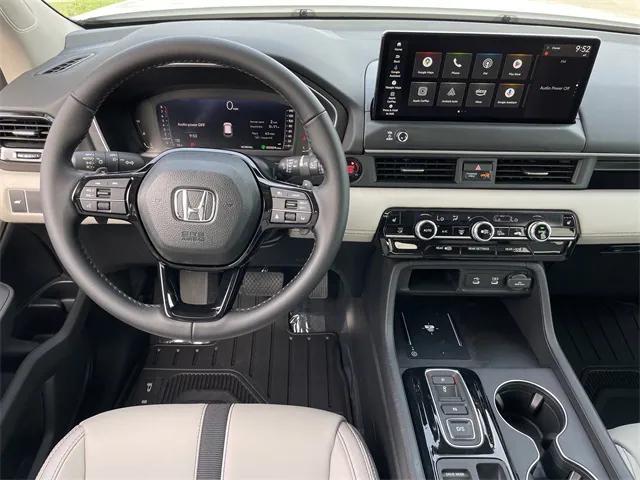new 2026 Honda Pilot car, priced at $46,537