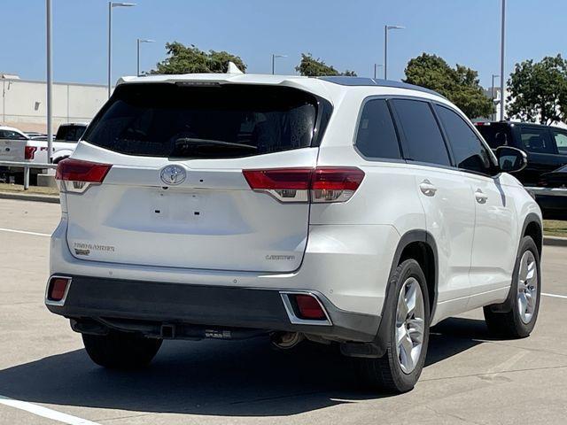 used 2017 Toyota Highlander car, priced at $26,184