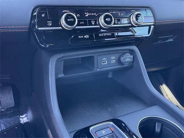 new 2025 Honda Pilot car, priced at $43,004