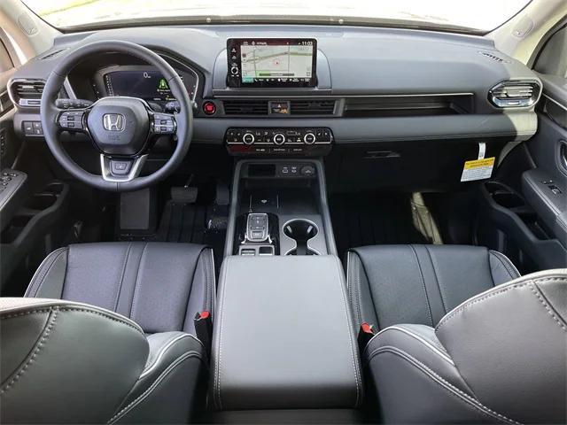 new 2025 Honda Pilot car, priced at $54,059