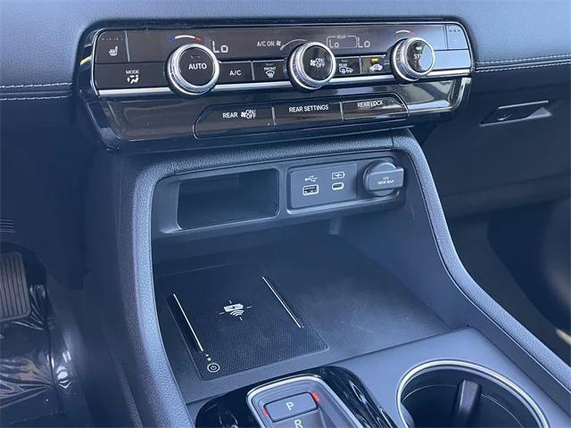 new 2025 Honda Pilot car, priced at $52,562