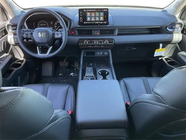 new 2025 Honda Pilot car, priced at $52,562