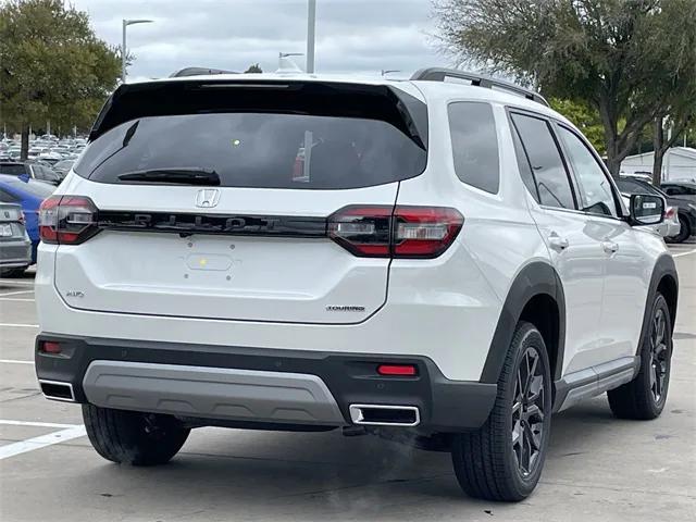 new 2025 Honda Pilot car, priced at $52,562