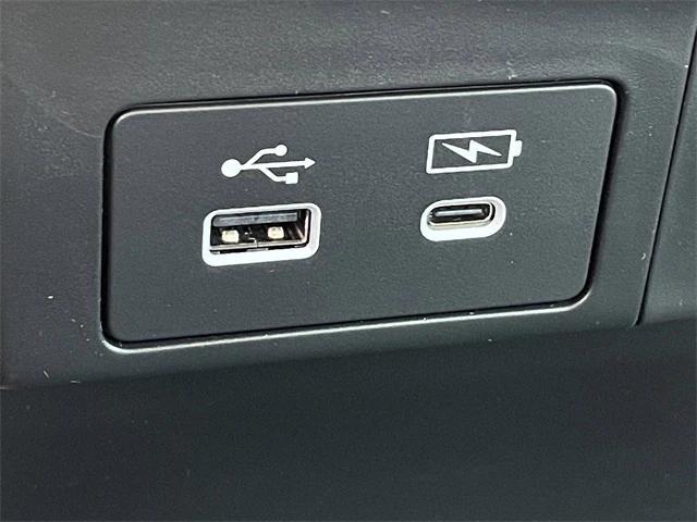 new 2026 Honda Odyssey car, priced at $43,422