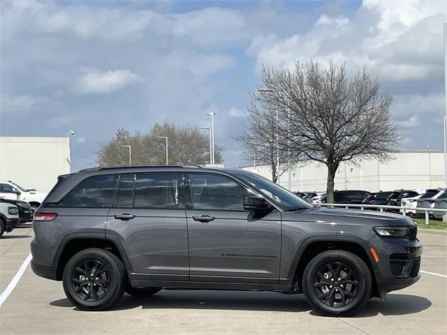 used 2025 Jeep Grand Cherokee car, priced at $38,519