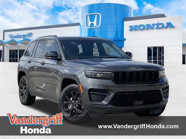 used 2025 Jeep Grand Cherokee car, priced at $38,519