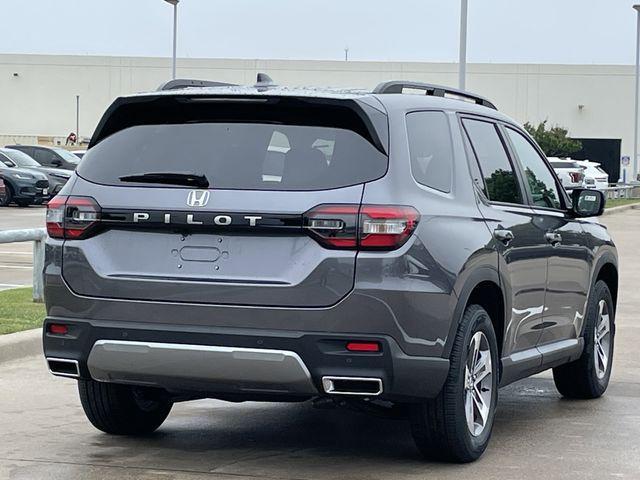 new 2026 Honda Pilot car, priced at $45,332